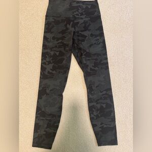 Lululemon Align high rise leggings 25” Sz 6